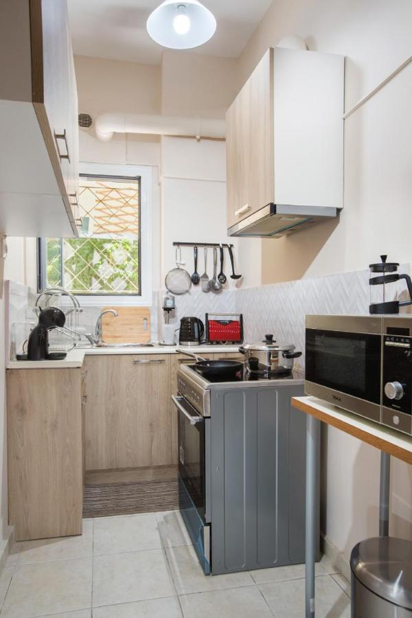 Apartment In The Centre Of Athina アテネ エクステリア 写真